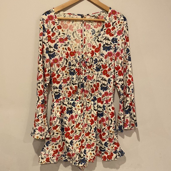 American Eagle Floral Bell Sleeve Romper - Picture 2 of 6